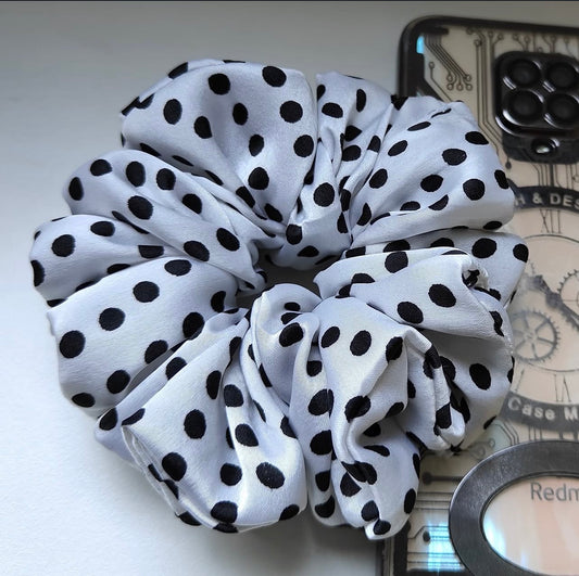 Dotty Darling Satin Scrunchie 🎀🤍